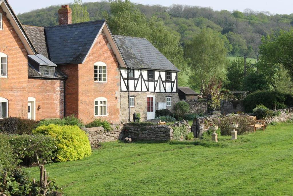 Dee'S Cottage At Brinsop Hereford Exterior photo