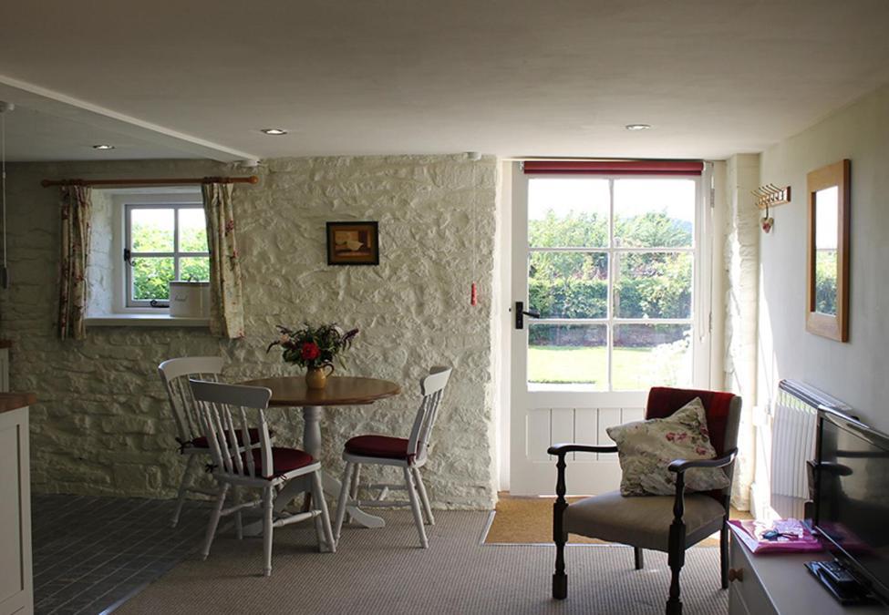 Dee'S Cottage At Brinsop Hereford Exterior photo
